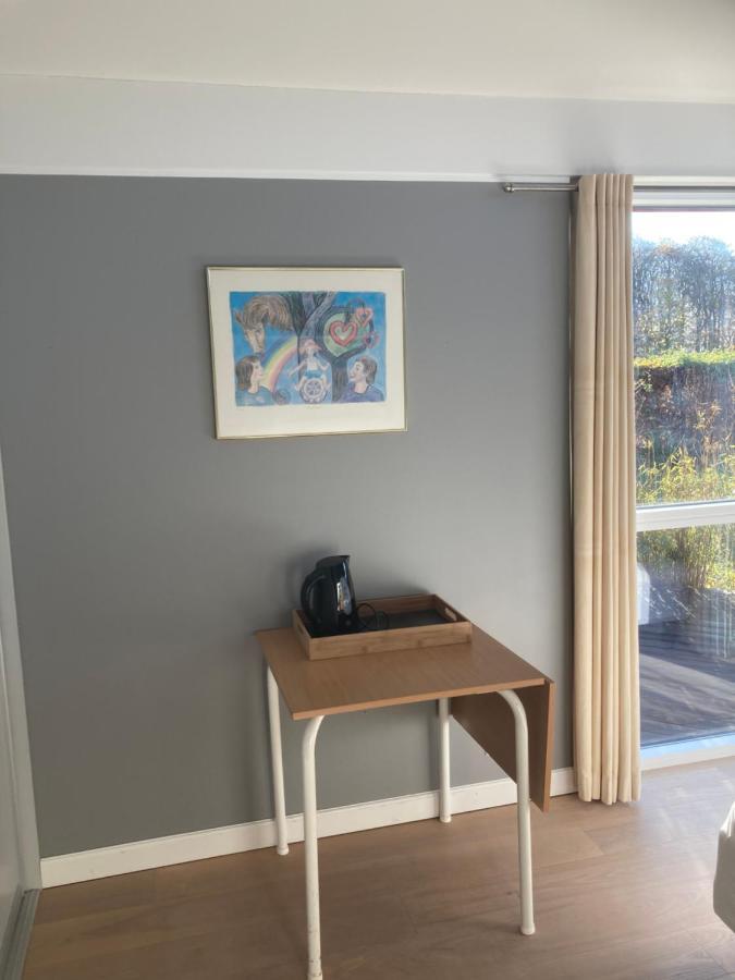 Vaerelse, Bad Og Toilet I Villa Næstved Екстериор снимка